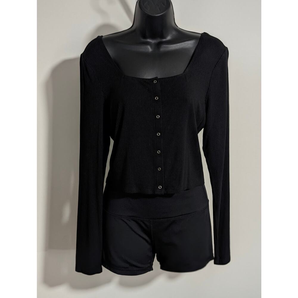 Wild Fable Black Ribbed Long Sleeve Snap Front Cropped Top Blouse Medium